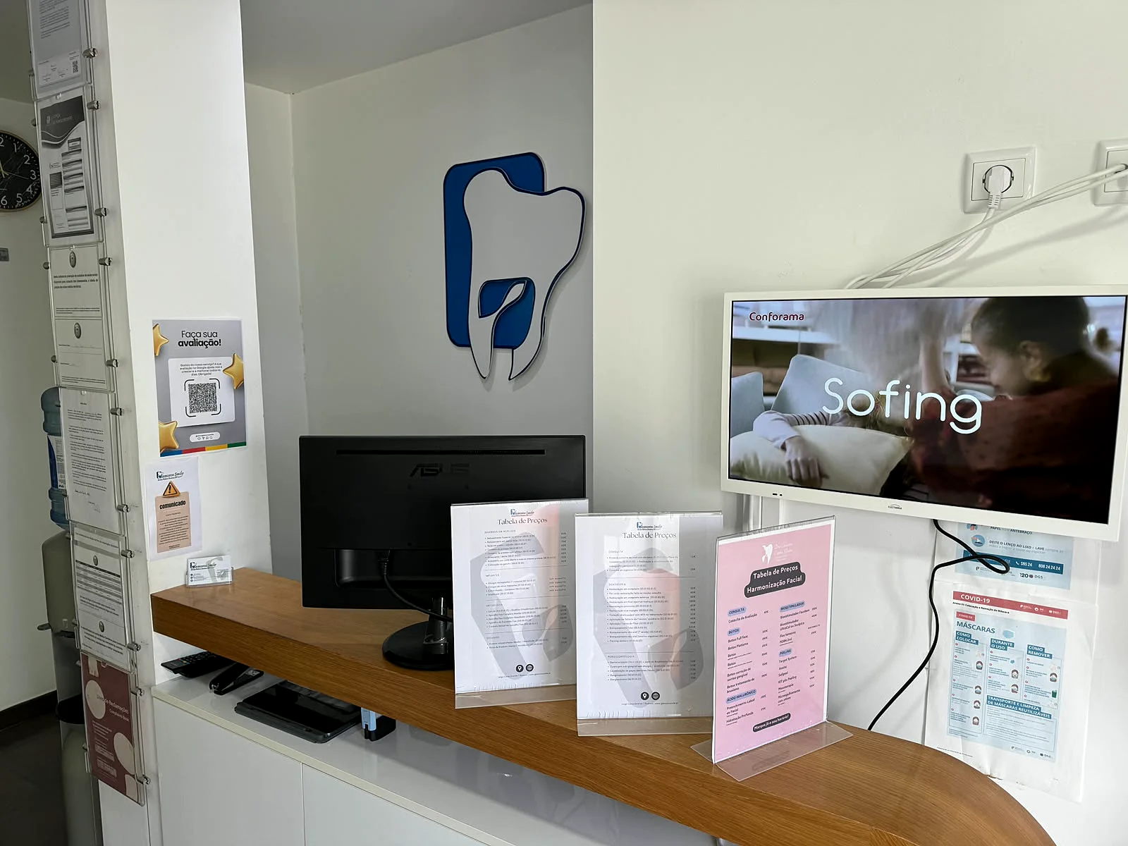 Receção da clínica dentária Glamorous Smile em Buarcos